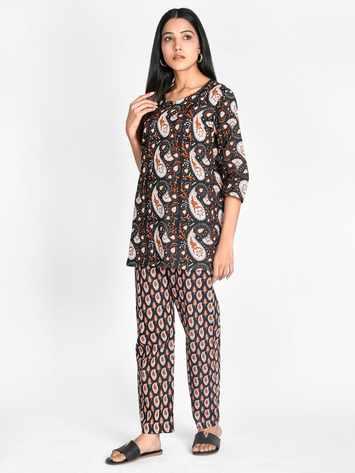 Women Pure Cotton Floral Printed Night Suit For Women/girls