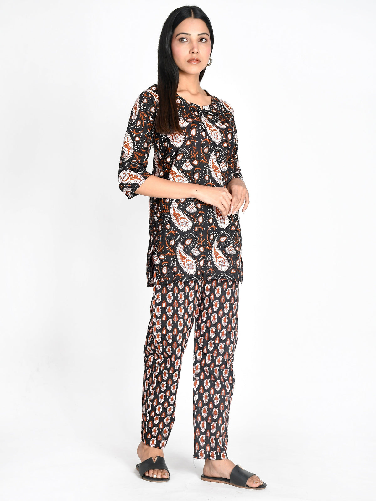 Women Pure Cotton Floral Printed Night Suit For Women/girls
