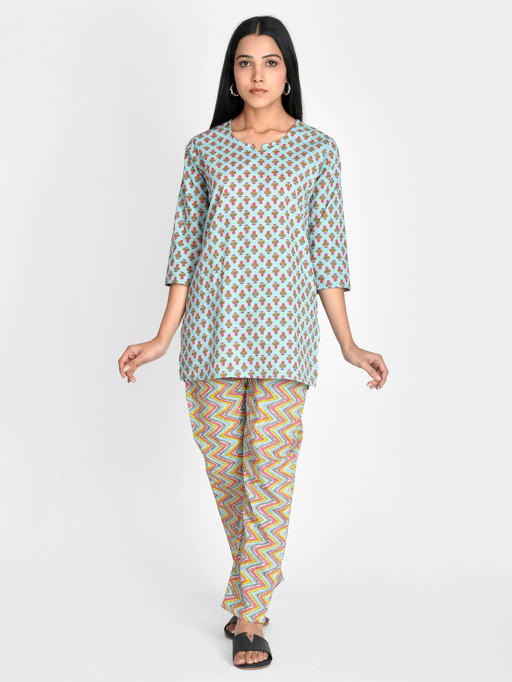 Women Pure Cotton Floral Printed Night Suit for girls