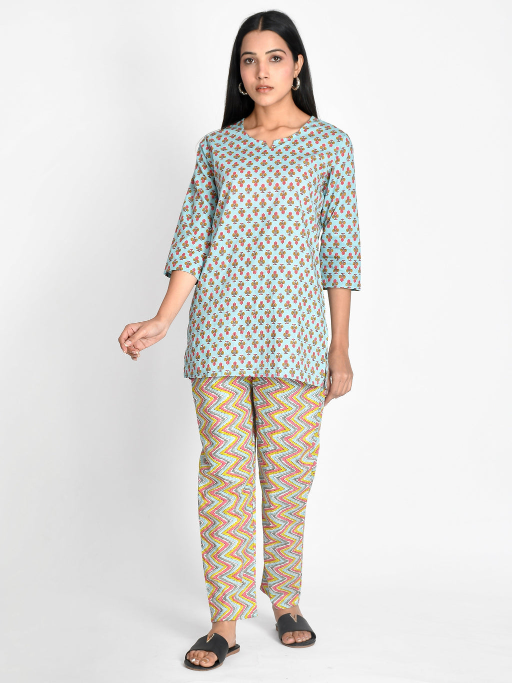 Women Pure Cotton Floral Printed Night Suit for girls