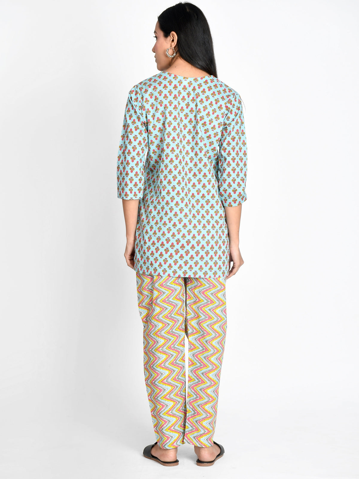 Women Pure Cotton Floral Printed Night Suit for girls