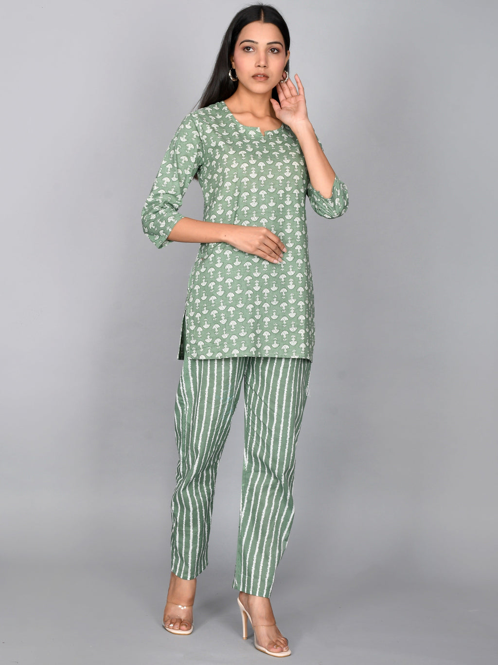 Women Pure Cotton Floral Printed Night Suit For Women & Girls